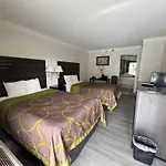 Super 8 By Wyndham Savannah