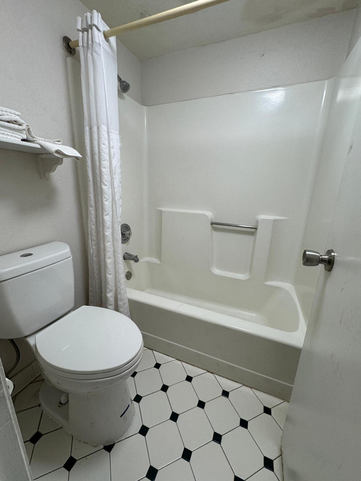 Lodge Super 8 By Wyndham Savannah *